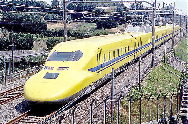 JR東海のドクターイエロー(同社提供)