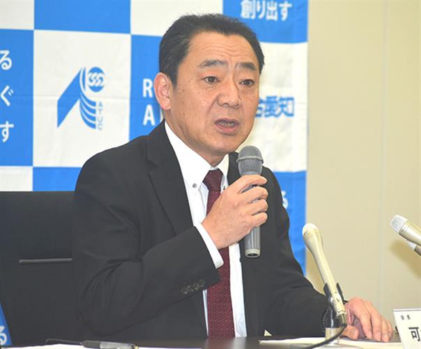 記者会見した連合愛知の可知会長(9日、名古屋市内で)