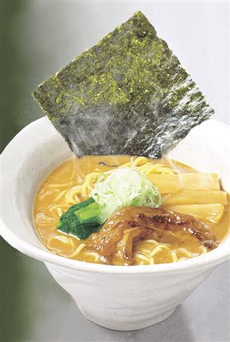 開発した100%植物性原料のオリジナルラーメン「ミライのイエケイ」