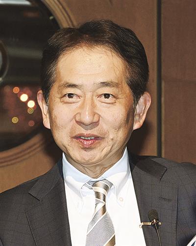 あいさつする齊藤社長