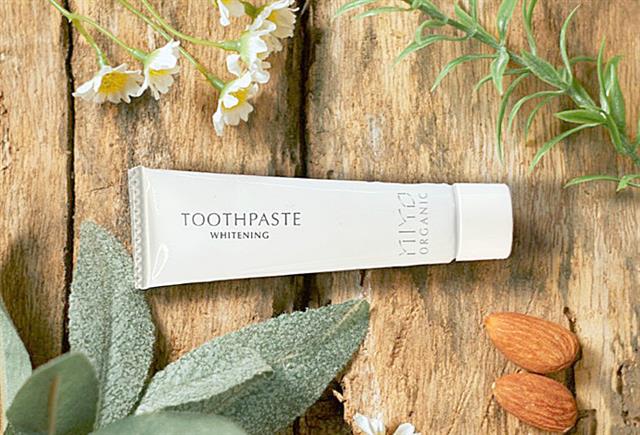 販売を始めた植物由来の歯磨き粉