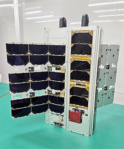 古河電気工業が東京大と開発した人工衛星「ふなで」(古河電工、東京大提供)