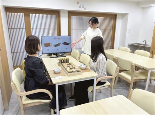 「香房」で各種講座を展開する