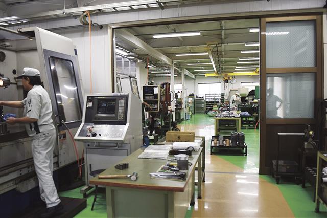 昨年、新設した「加工課」の工場。内製部品を担う