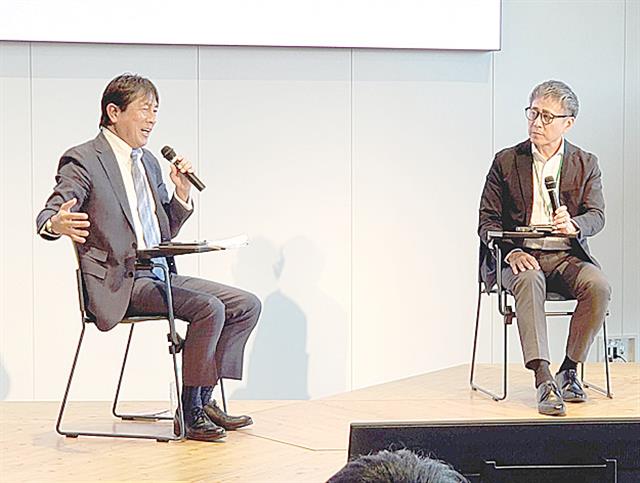 ゲスト対談で意見を交わす田中社長(左)と中島社長