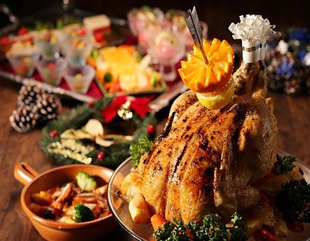 鳥羽シーサイドホテルで提供するディナーバイキングのチキンメニュー(イメージ)