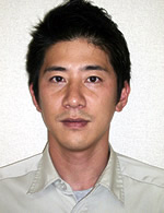 角谷輝昌 氏