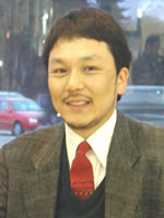 吉野安里 氏