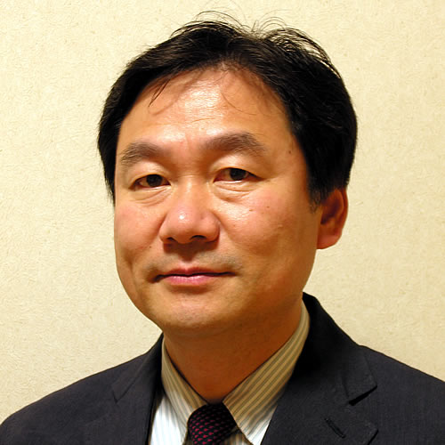麓 和善 氏