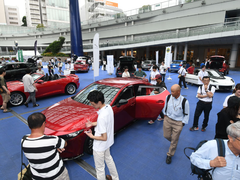 「スポーティーカー祭り」の様子